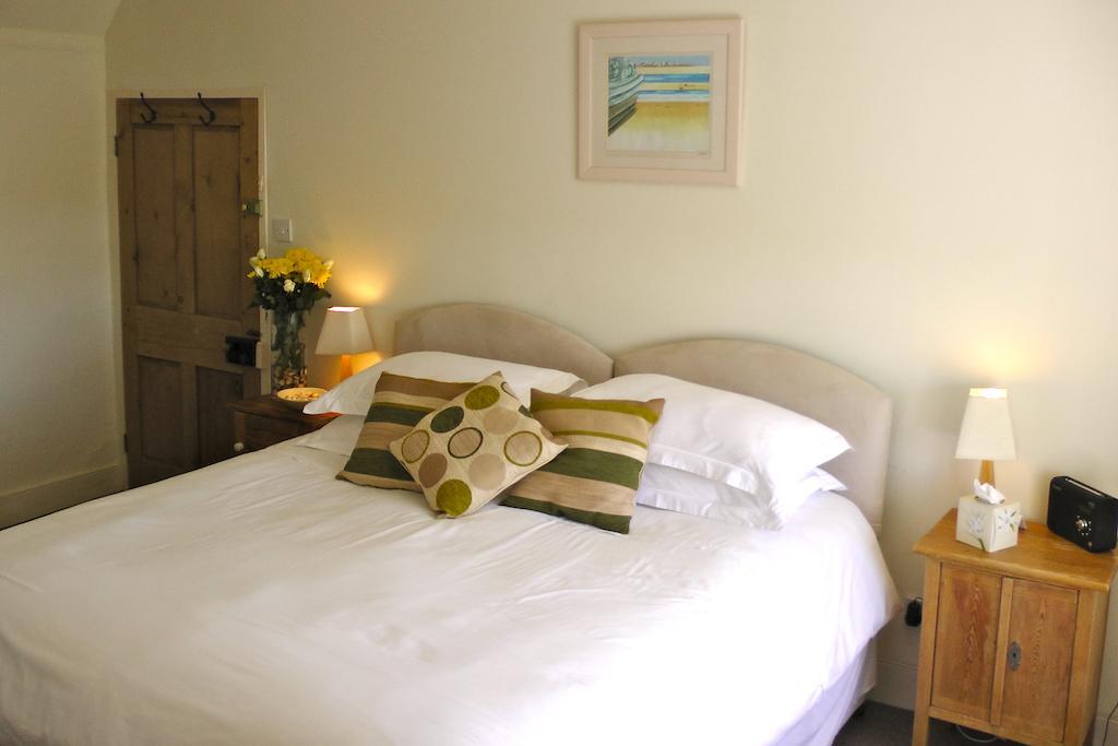 Lellizzick Bed And Breakfast Padstow Room photo